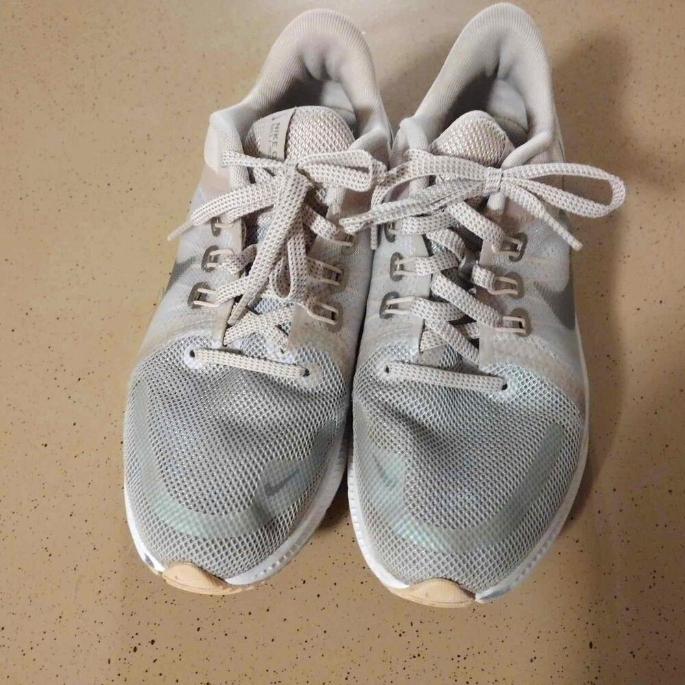 Nike Quest 4 Premium Road Running Shoes